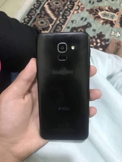 Samsung Mobile J6