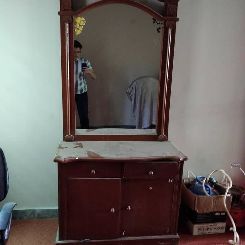 old dressing table 0