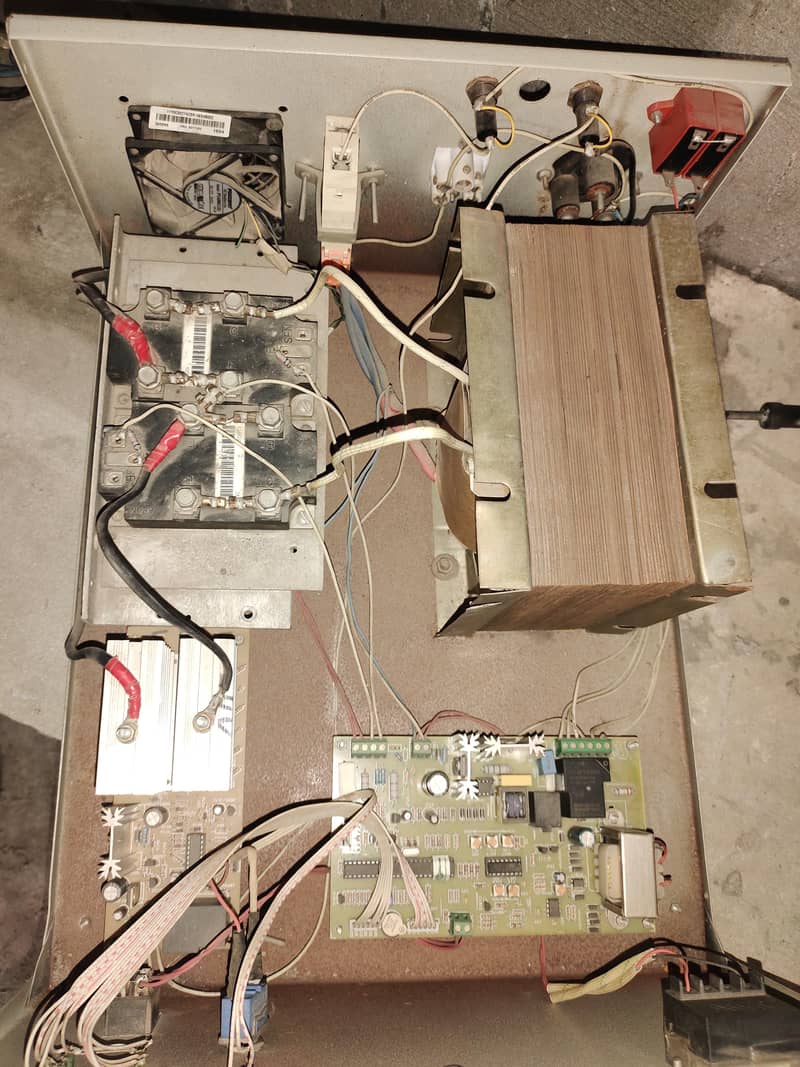 2000 watts 1