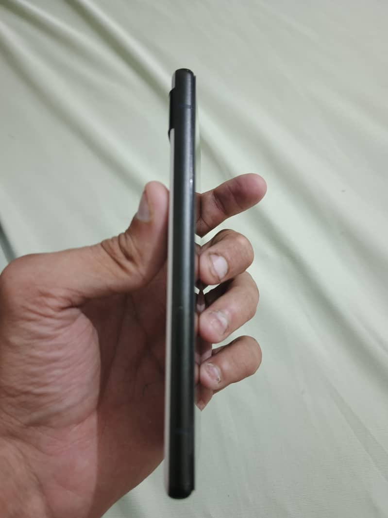 Google Pixel 6a 3
