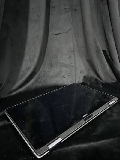 Dell XPS 13 i7 7th [generation] 16 gb ram 512 ssd