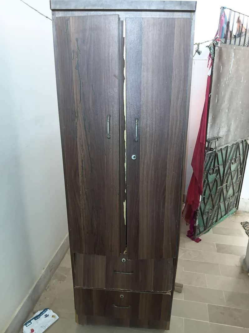 Wardrobe 0