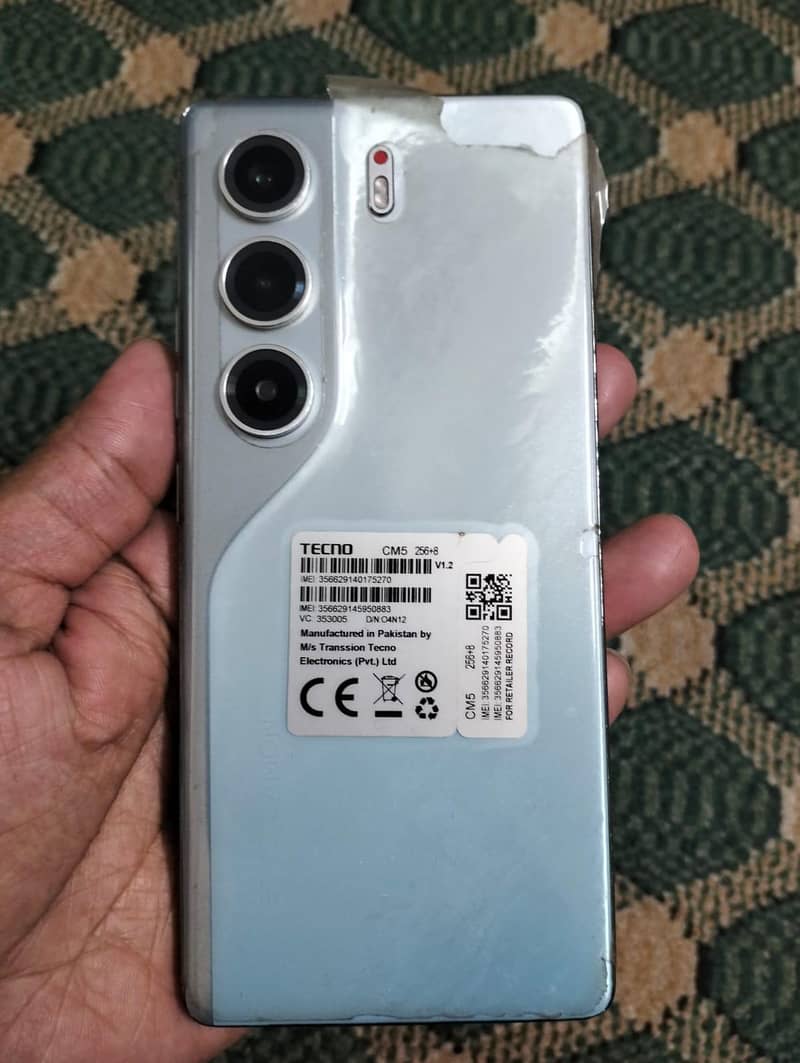 Tecno CAMON 40 0