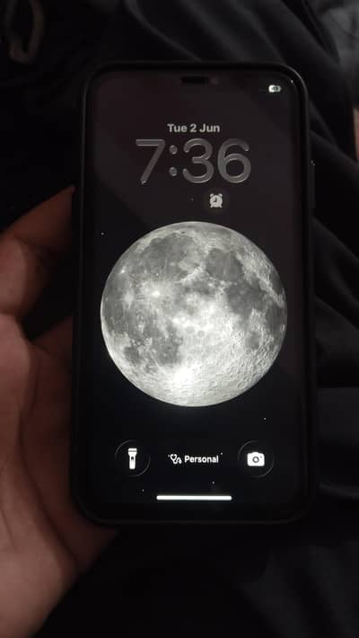 iphone 11  95 persent battery health