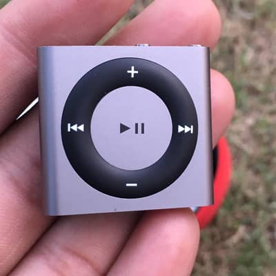 iPod Shuffle 4th gen 2GB
