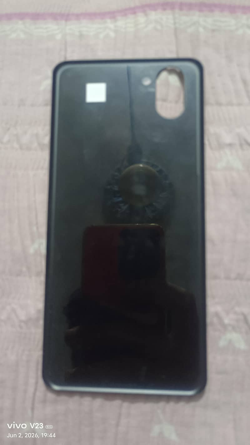 Sharp Aquos R3 1