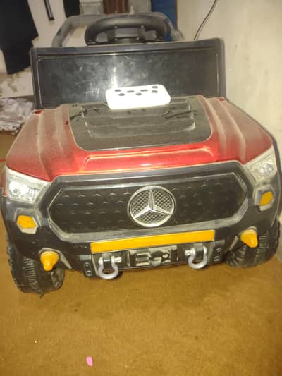 kids car Mercedes Benz