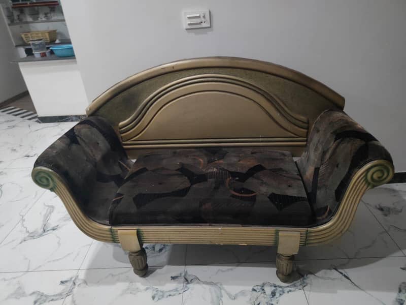 dewan sofa 0