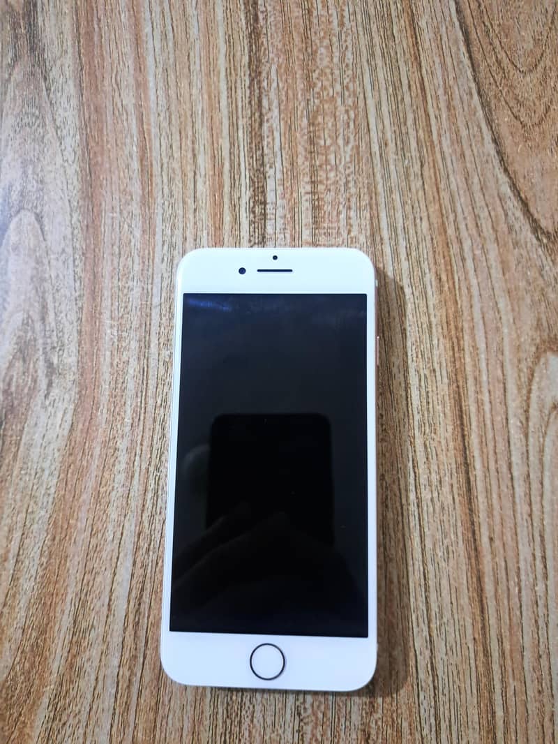 Apple iPhone 7 0