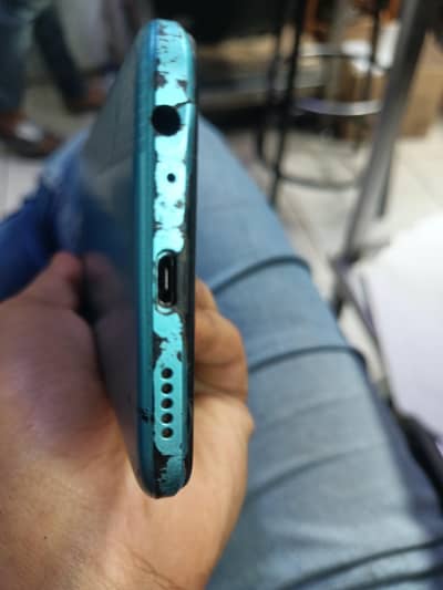 Tecno Spark 8C