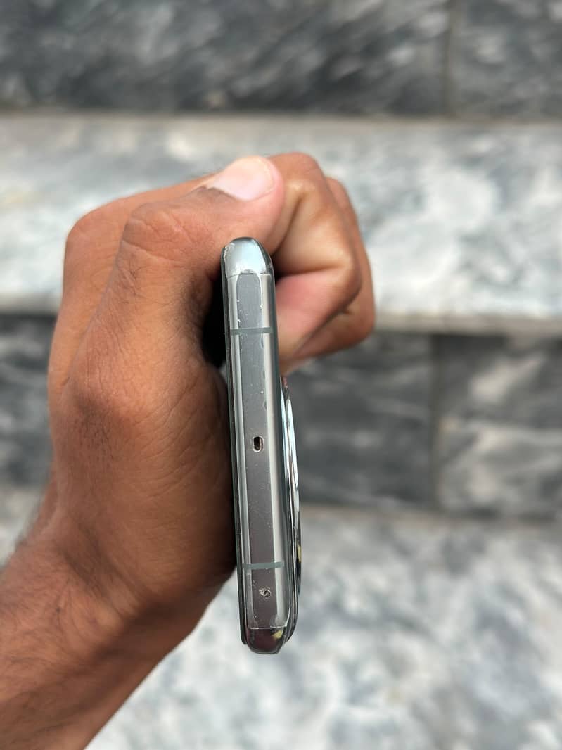 One Plus 11 6