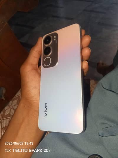 vivo y19s