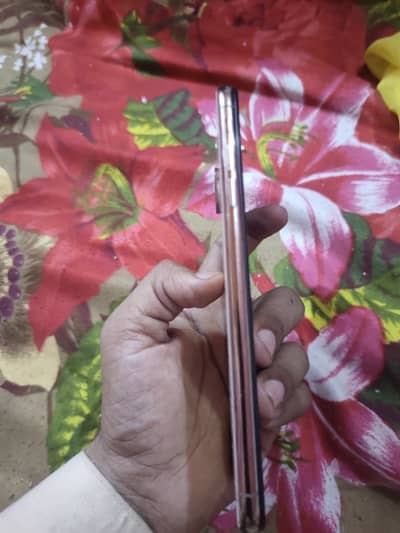 Apple iPhone XS Max 64gb PTA approved