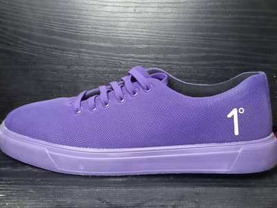 One Degree Shoes. Size 42, color purple, Conditon 10/10