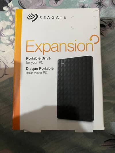 Seagate 1Tb and WD elements 500Gb Portable Hard drive