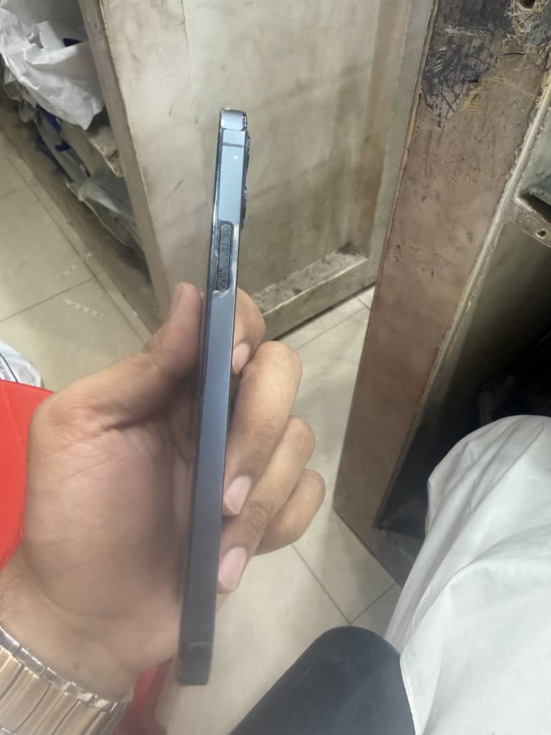 Iphone 12 pro 1