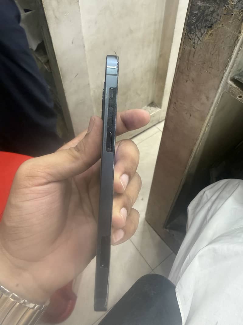 Iphone 12 pro 2