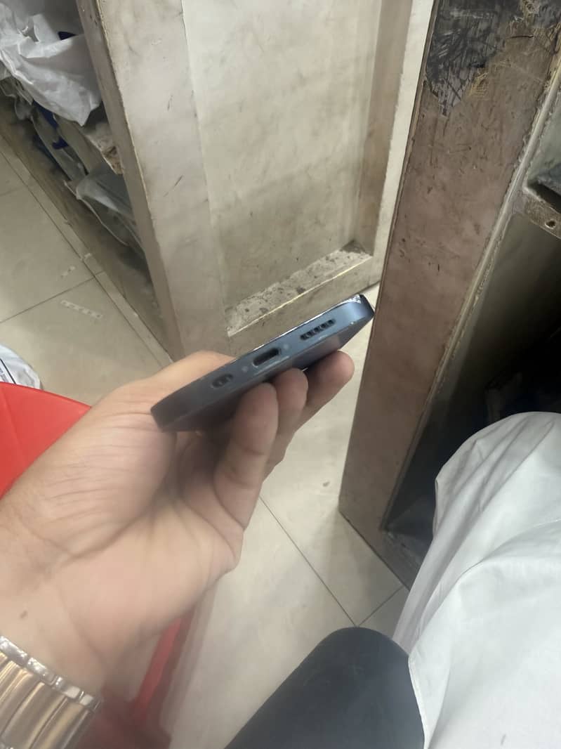 Iphone 12 pro 4