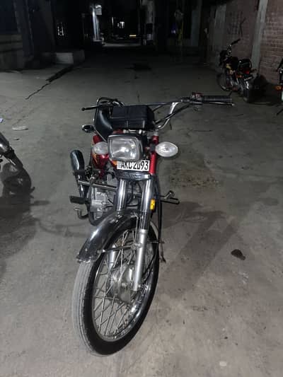 Honda 125 condition like brand new uplifted to 2026 model