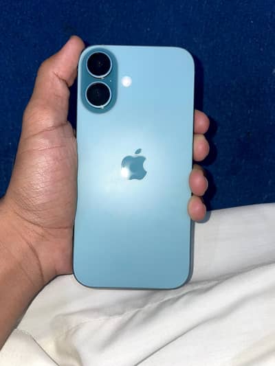 Apple iPhone 16