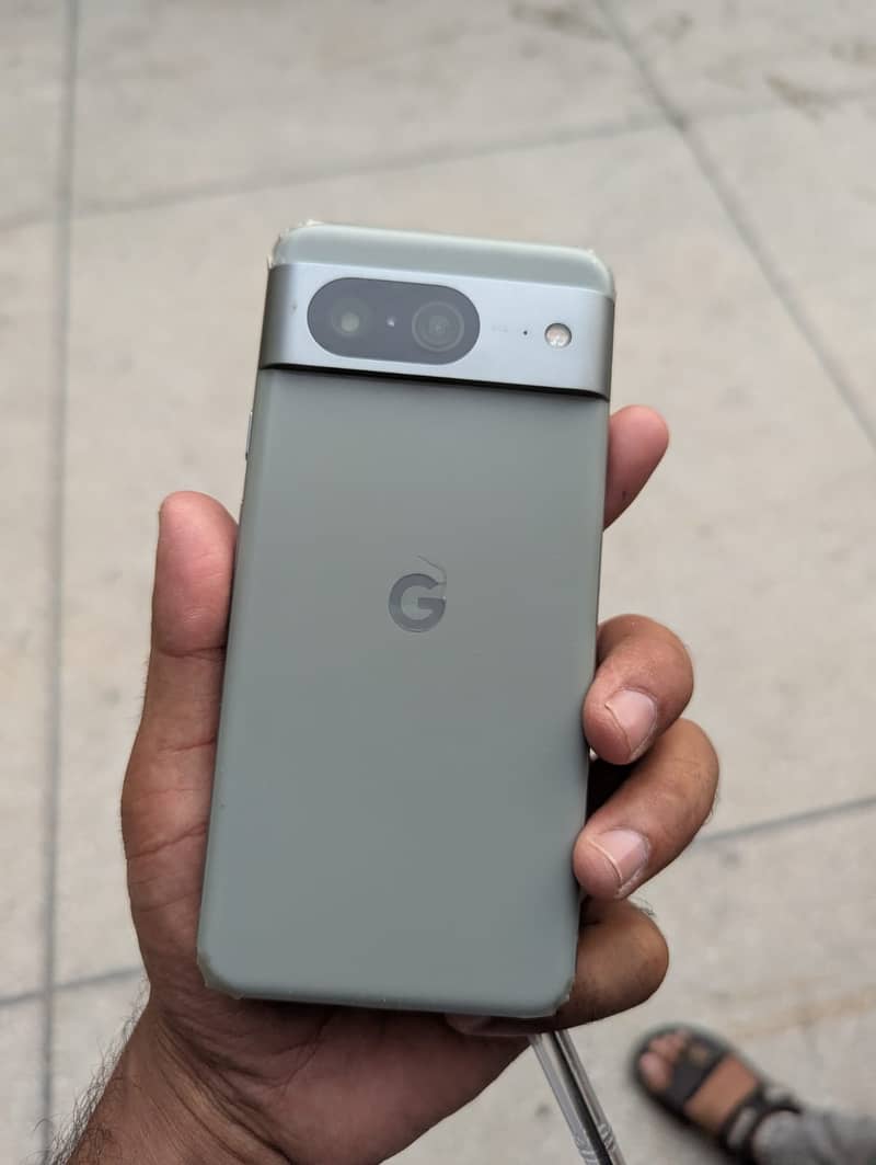 Google Pixel 8 1
