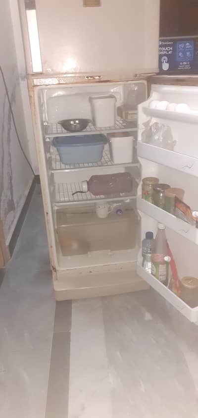 Dawlance fridge for sale
