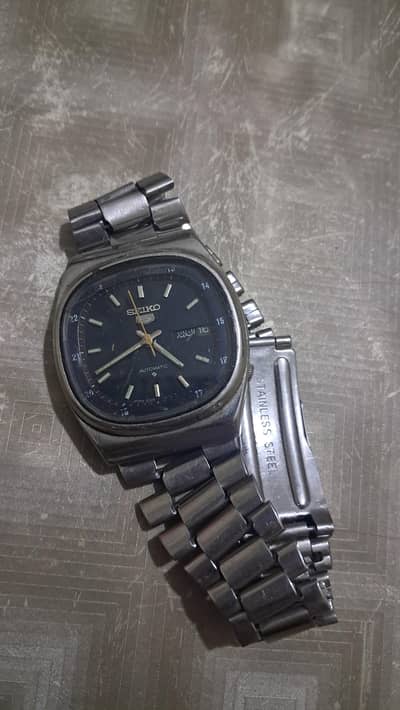 Urgent sale antique watch