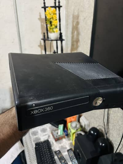 Xbox 360 250GB with 2 remote controller All games installed
