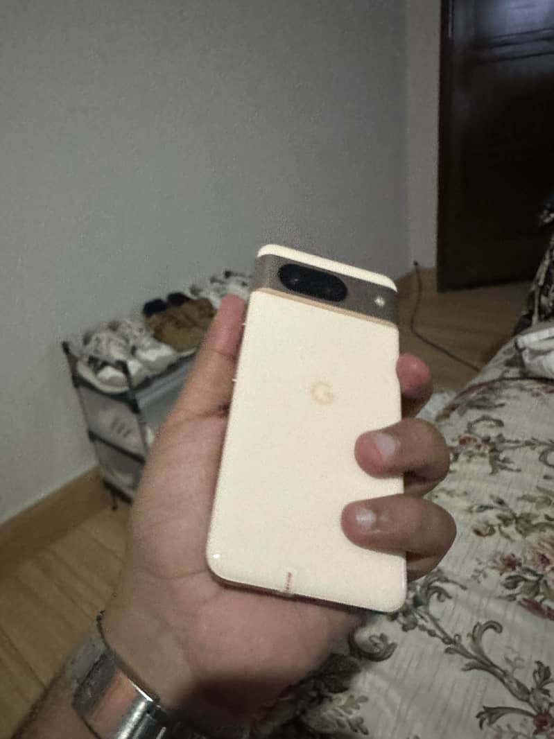 Google Pixel 8 3