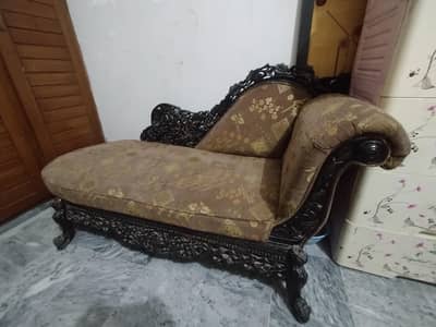 Solid Wood Dewan