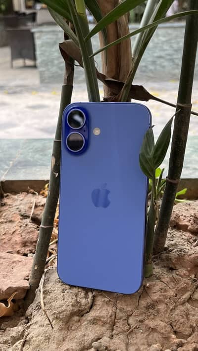 Apple iPhone 16 10/10 condition Cheap