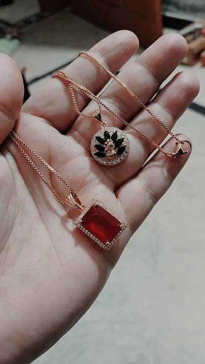 neckles chain artificial