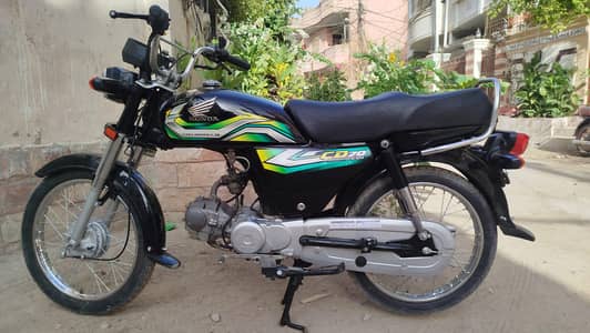 Honda CD70 2023