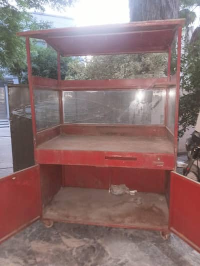 burger counter and hot plate