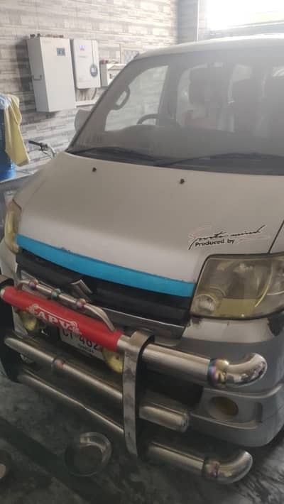 Suzuki APV 2010
