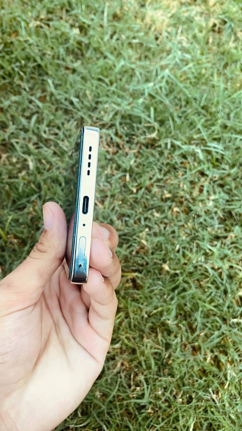 Infinix note 40 for sale lush condition official pta approved 12