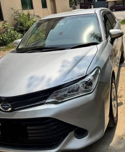 Toyota Corolla Fielder 2015
