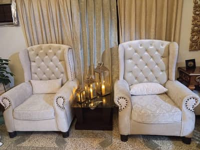 7-seater Chesterfield Luxurious Sofa Set
