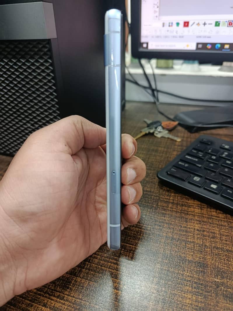 Google Pixel 7a 1