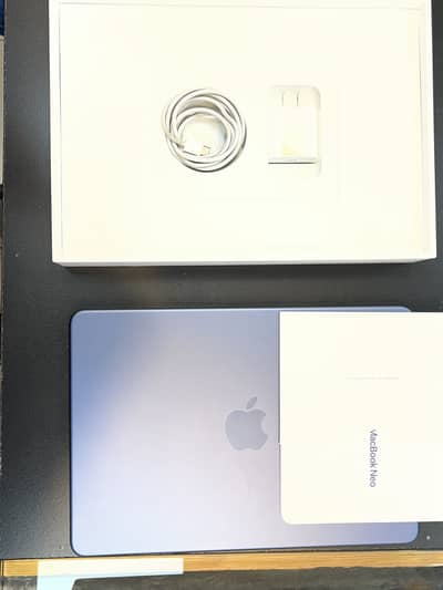 macbook neo 8-128gb indigo (box+charger included)