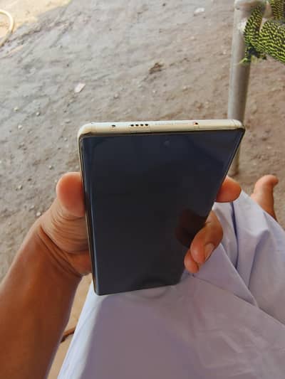 Tecno CAMON 40 Pro