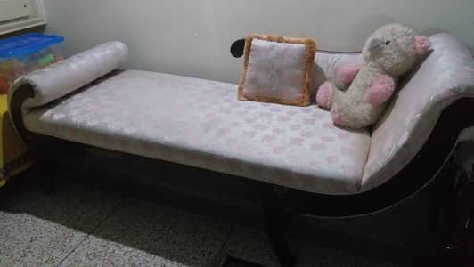 1 Side Curved Elegant, Wooden Brown / Pink Fabric Queen Size Sofa