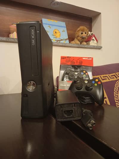 Xbox 360 slim 250GB