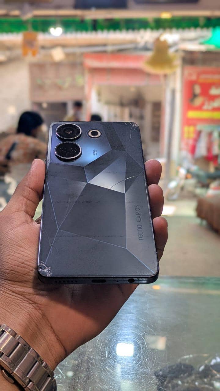 Tecno CAMON 20 3