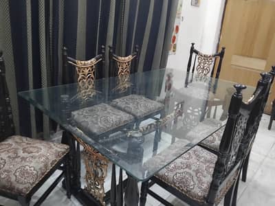 6seater chnioty wooden dinning with 12mm glass top