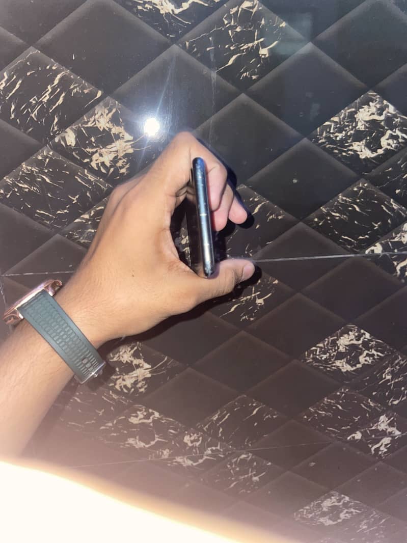 Apple iPhone  7 3