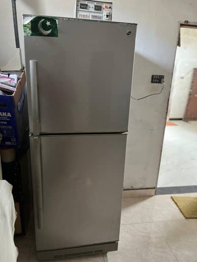 Pel refrigerator full size