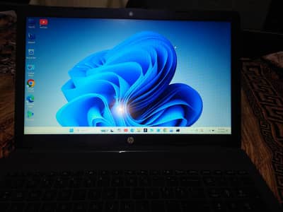 HP laptop 15-daOxxx