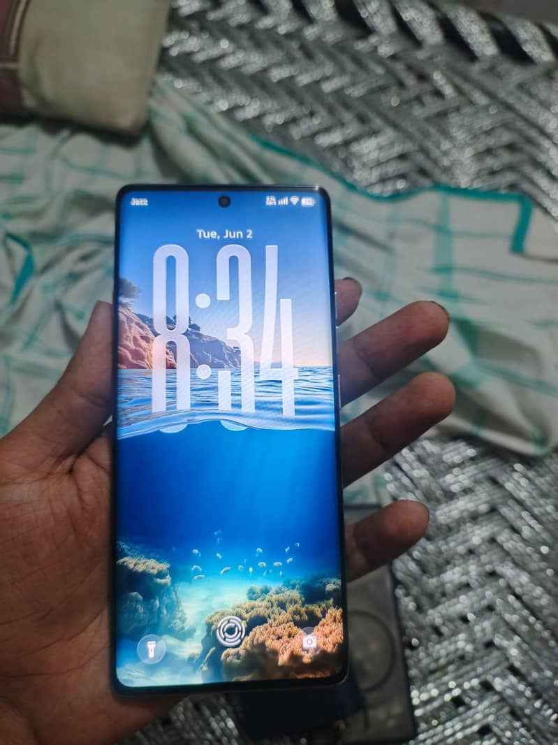 Tecno CAMON 40 Pro 4
