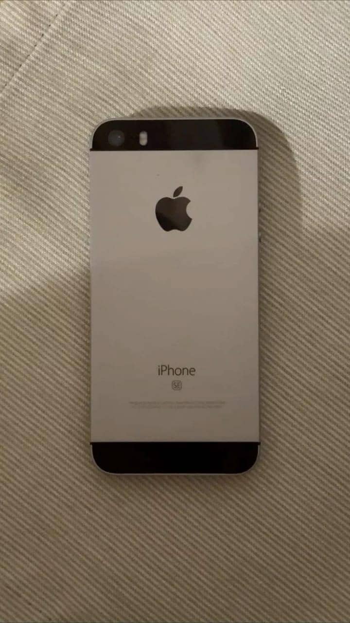 iPhone 5 – 32GB PTA Approved with Full Accessories 10